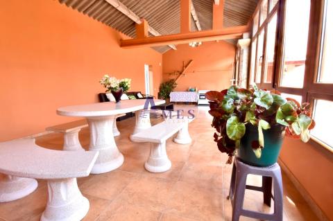 Zona exterior acristalada