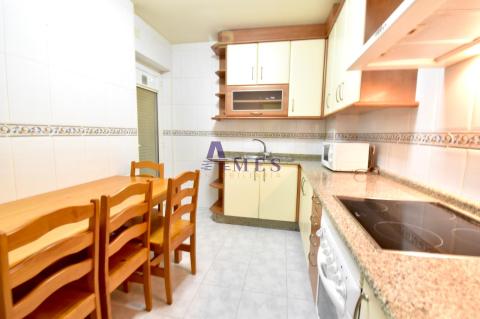 Cocina independiente con lavandería