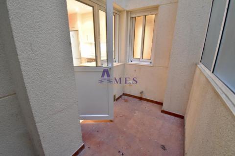 Patio y zona de lavanderia