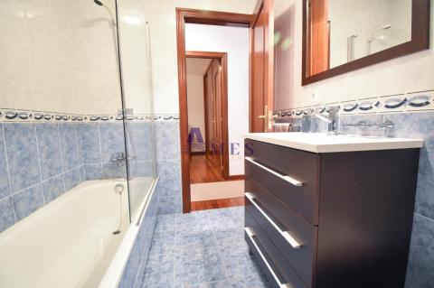 Cuarto de baño planta superior